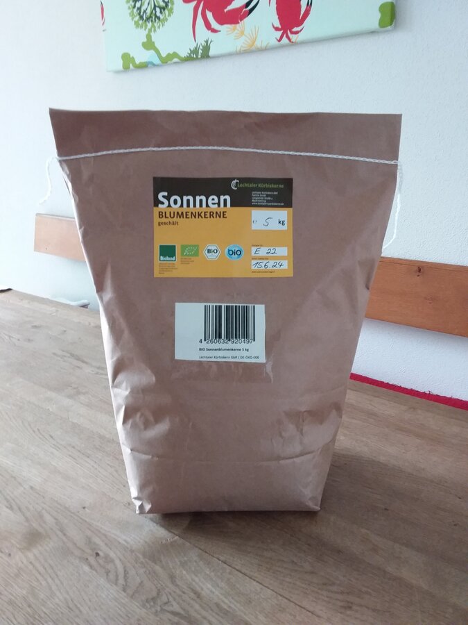 Sonnenblumenkerne geschält