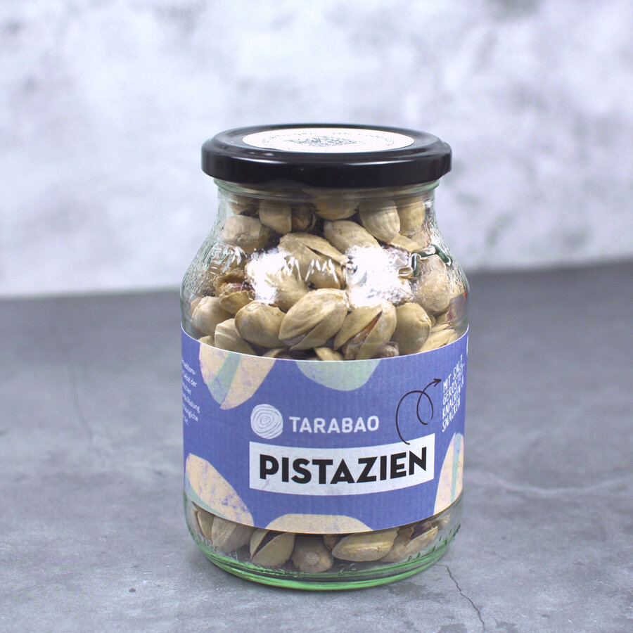 Pistazien, geröstet und gesalzen in Schale, im Pfandglas